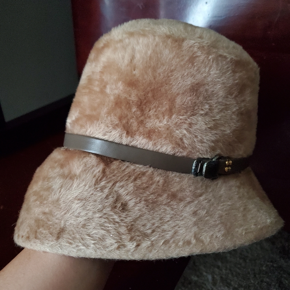 Darcel Exclusive Vintage Hat - Picture 6 of 7